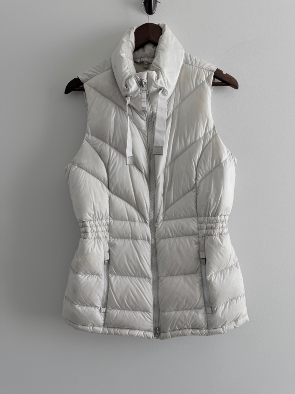 Athleta Women's Light Gray Quilted Puffer Vest